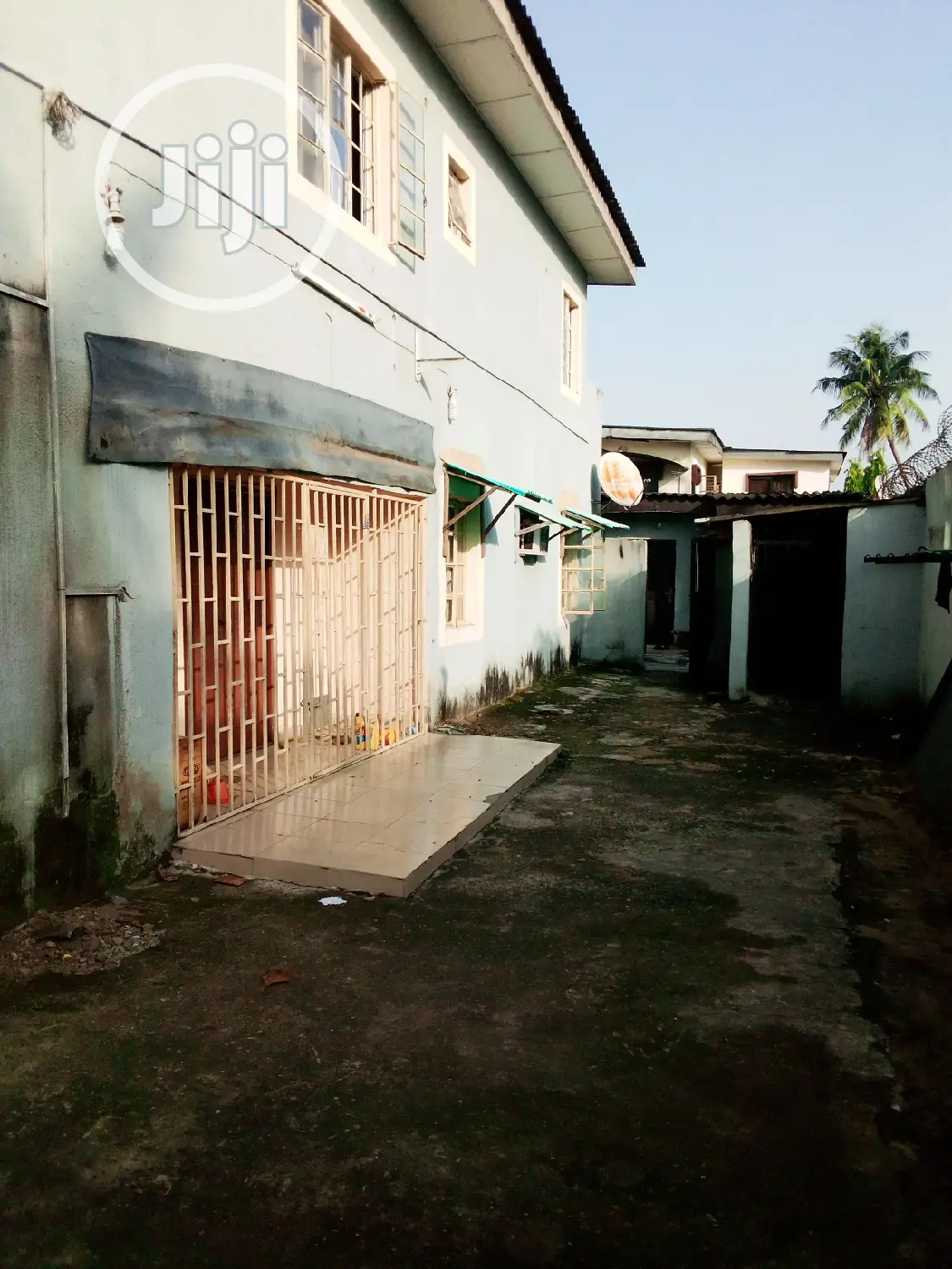 4bdrm Duplex in Amuwo-Odofin for sale