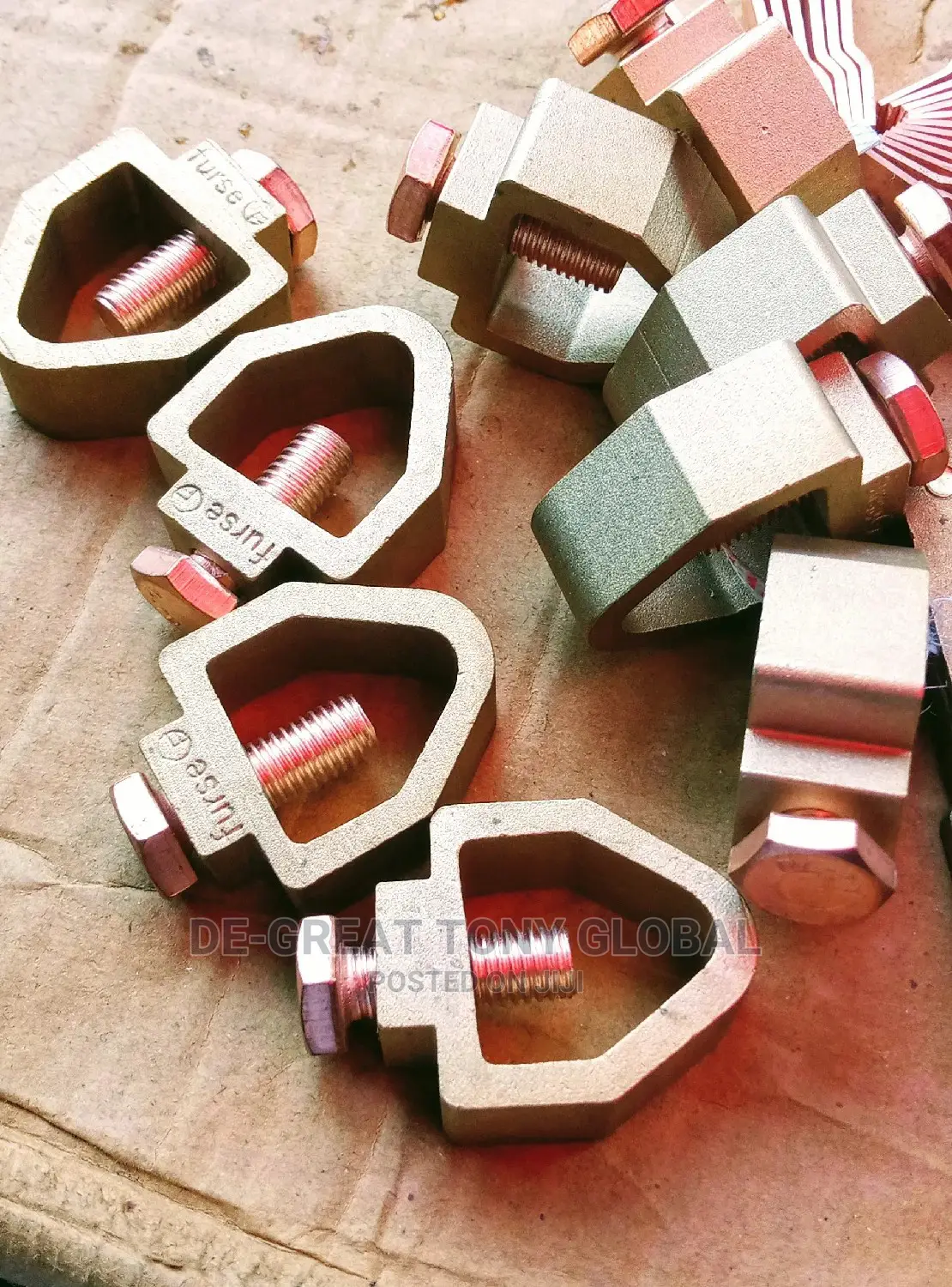 Big Earth Clamps