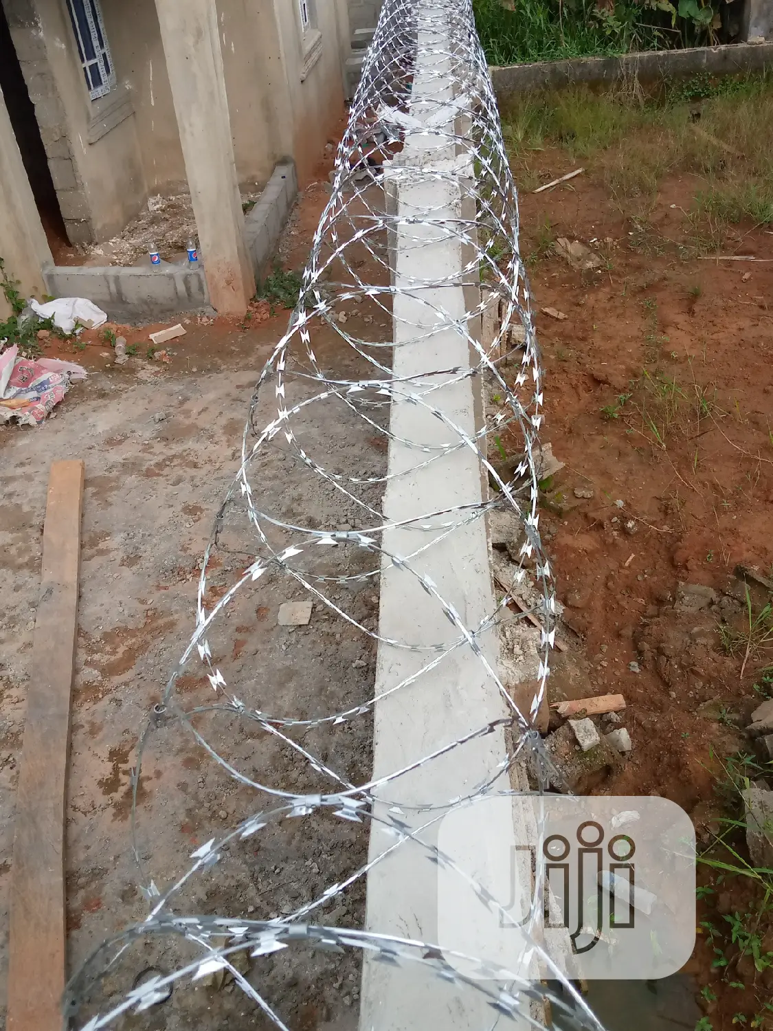 Razor Wire(Barb Wire) And Electric Fence-wire, Get The Best
