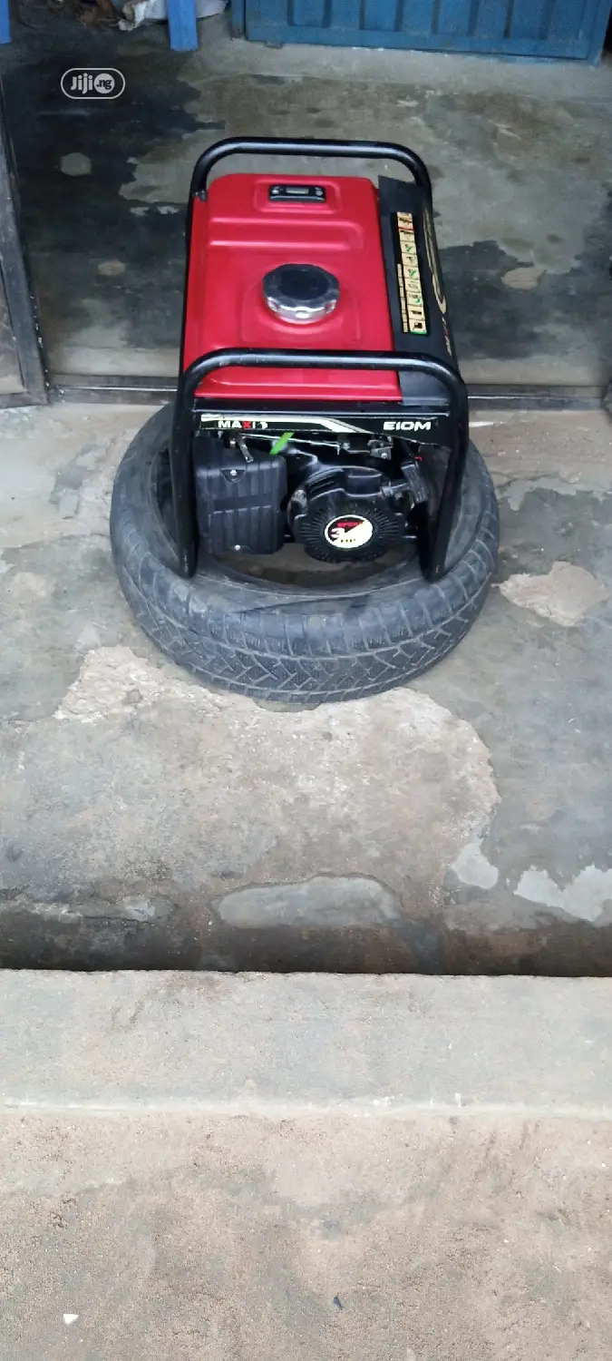 1 Month Old 1.5KVA LG MAXI E10M Medium Size Gen With Receipt