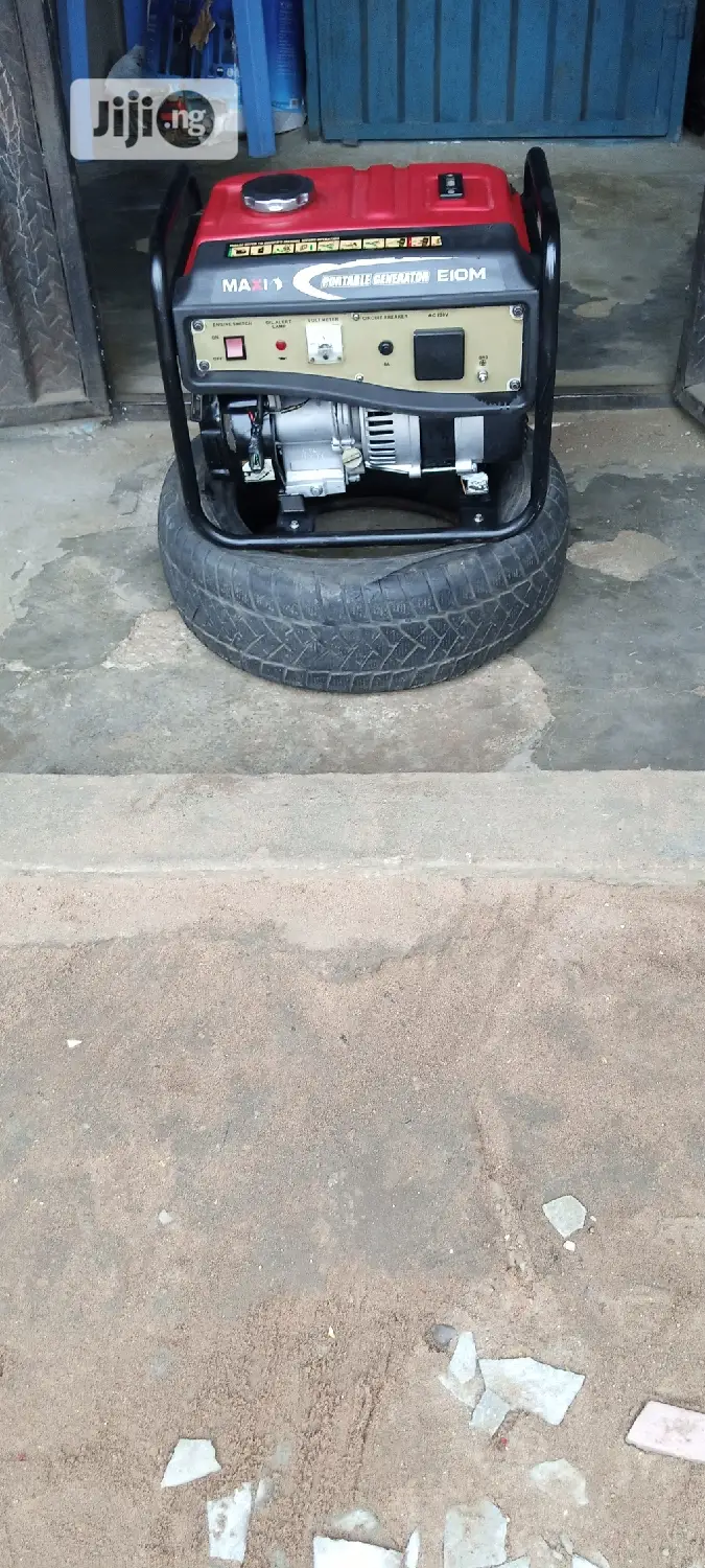 1 Month Old 1.5KVA LG MAXI E10M Medium Size Gen With Receipt
