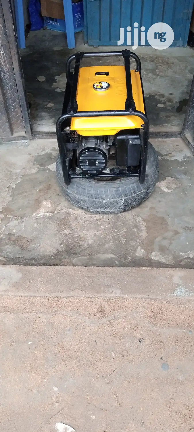 Fairly Used 2.5KVA Sumec Firman SPG2900 Gen With Its Receipt