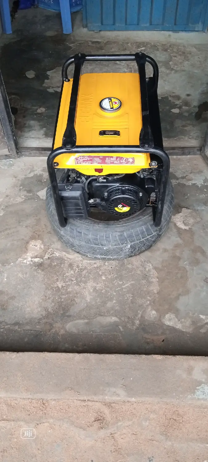Fairly Used 2.5KVA Sumec Firman SPG2900 Gen With Its Receipt