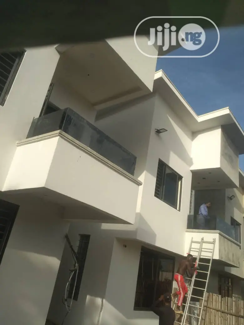 Frameless Glass Design