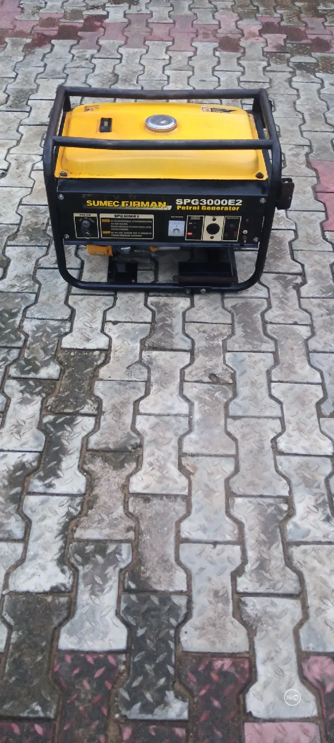Fairly Used 2.8KVA SUMEC FIRMAN SPG3000E2 Gen + The Receipt