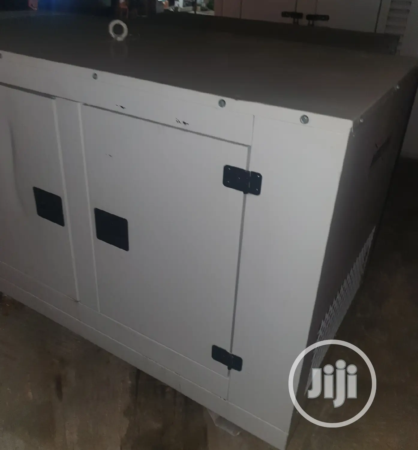 15kva Uk Perkins Mikano Soundproof Diesel Generator