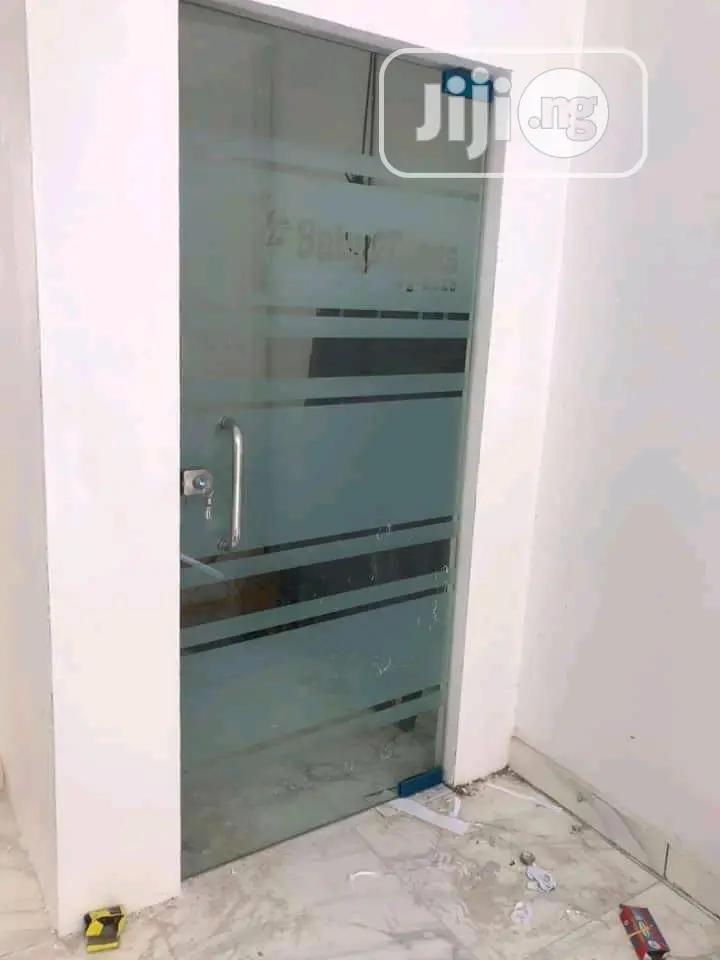 Shower Class Glass Cubicle