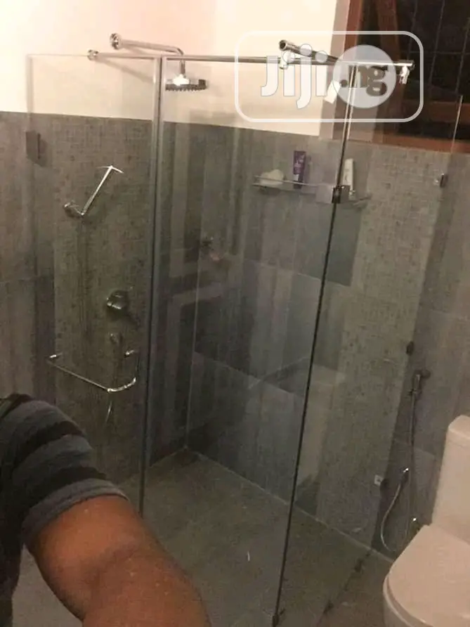 Shower Cubicle St.