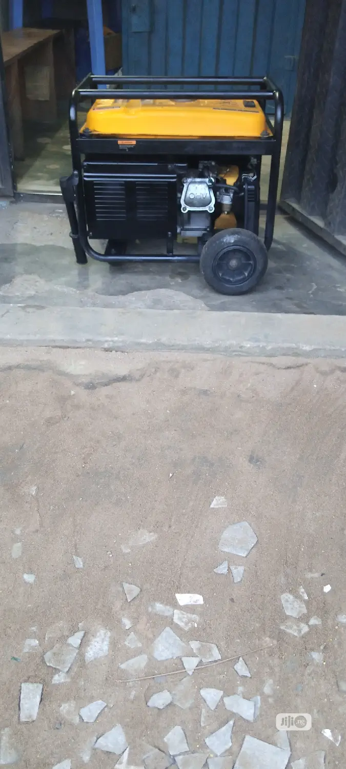 Fairly Used 2.8KVA ELEPAQ SPG3000E2 Generator With Receipt