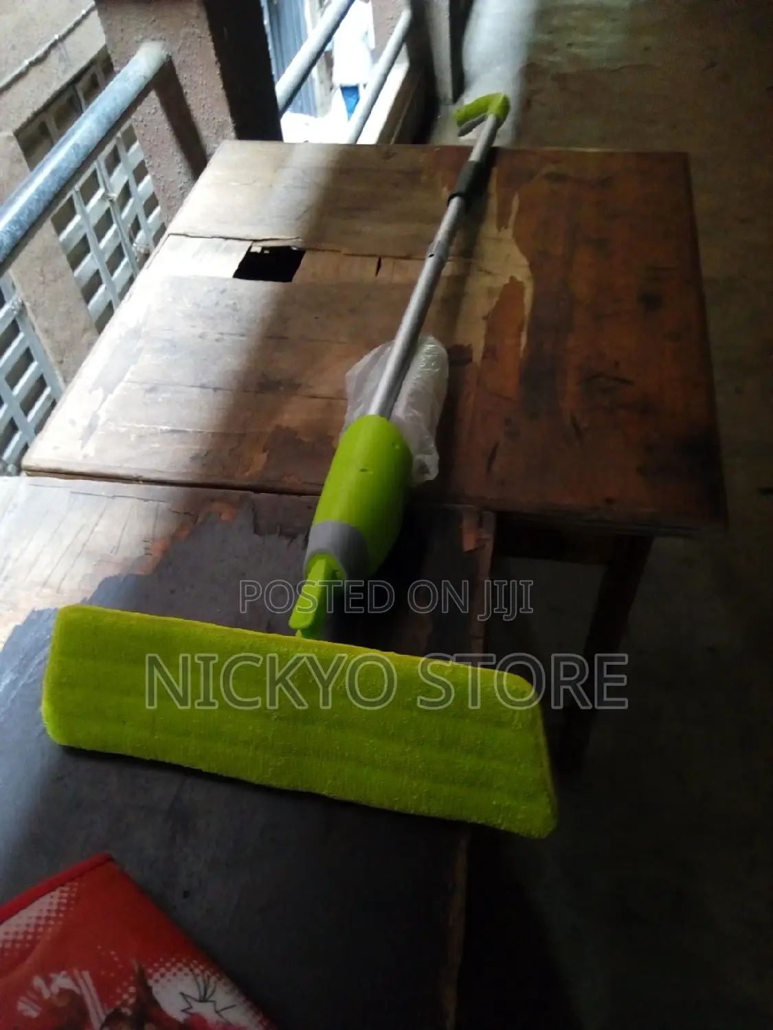 Spray Mop Cleaner