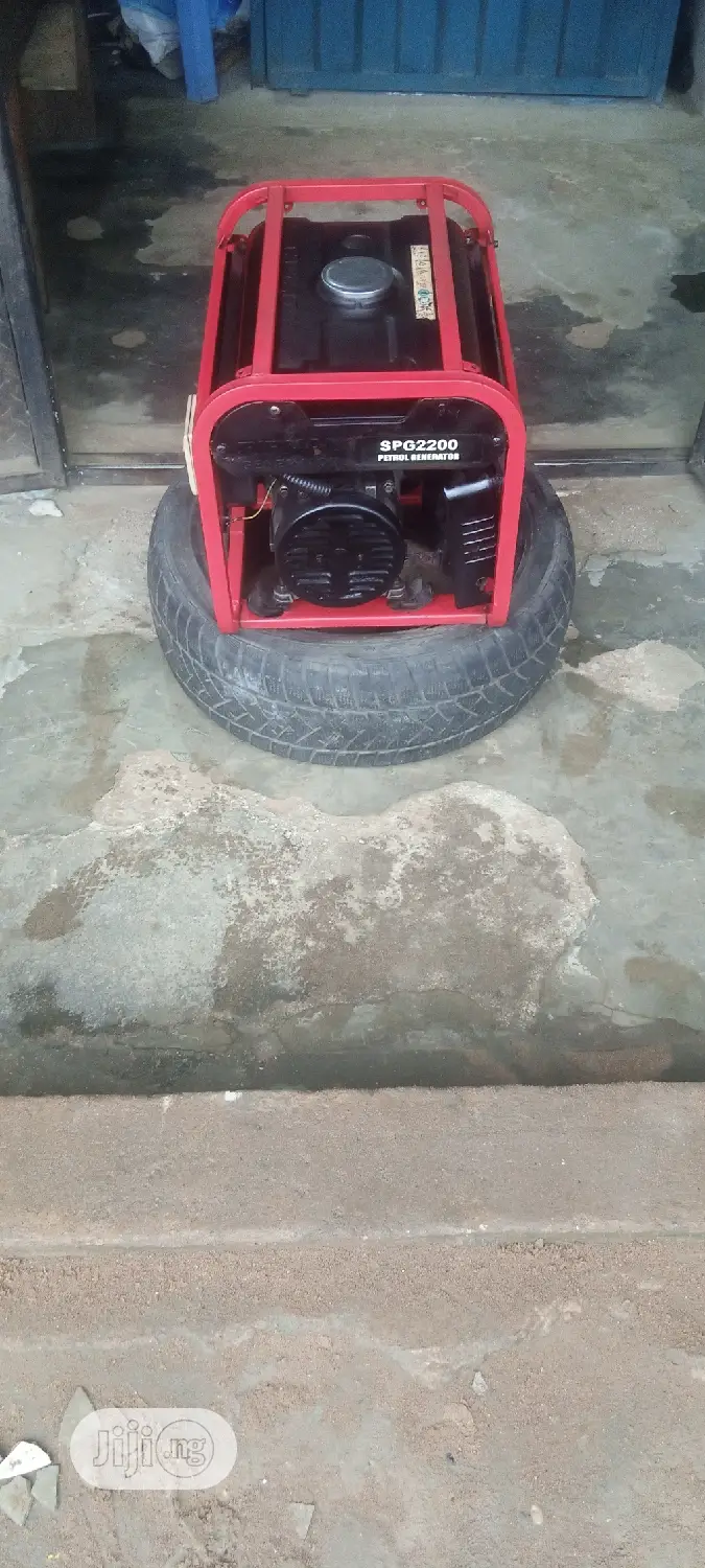 Fairly Used 1.8KVA SUMEC FIRMAN SPG2200 Medium Gen + Receipt