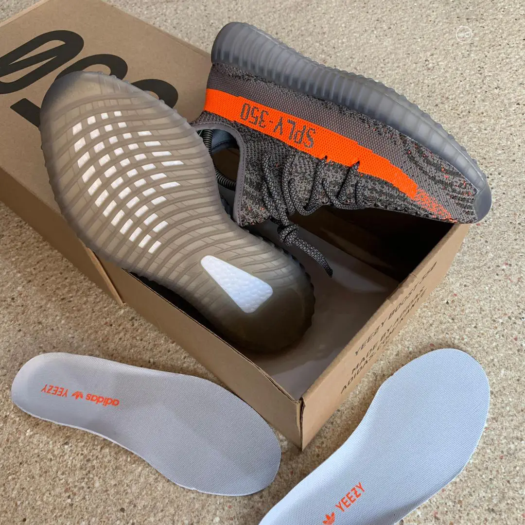Top Quaality Adidas Yeezy Sneakers