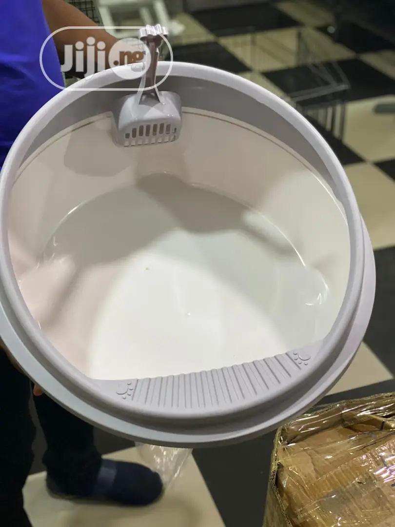 Cat Litter Box