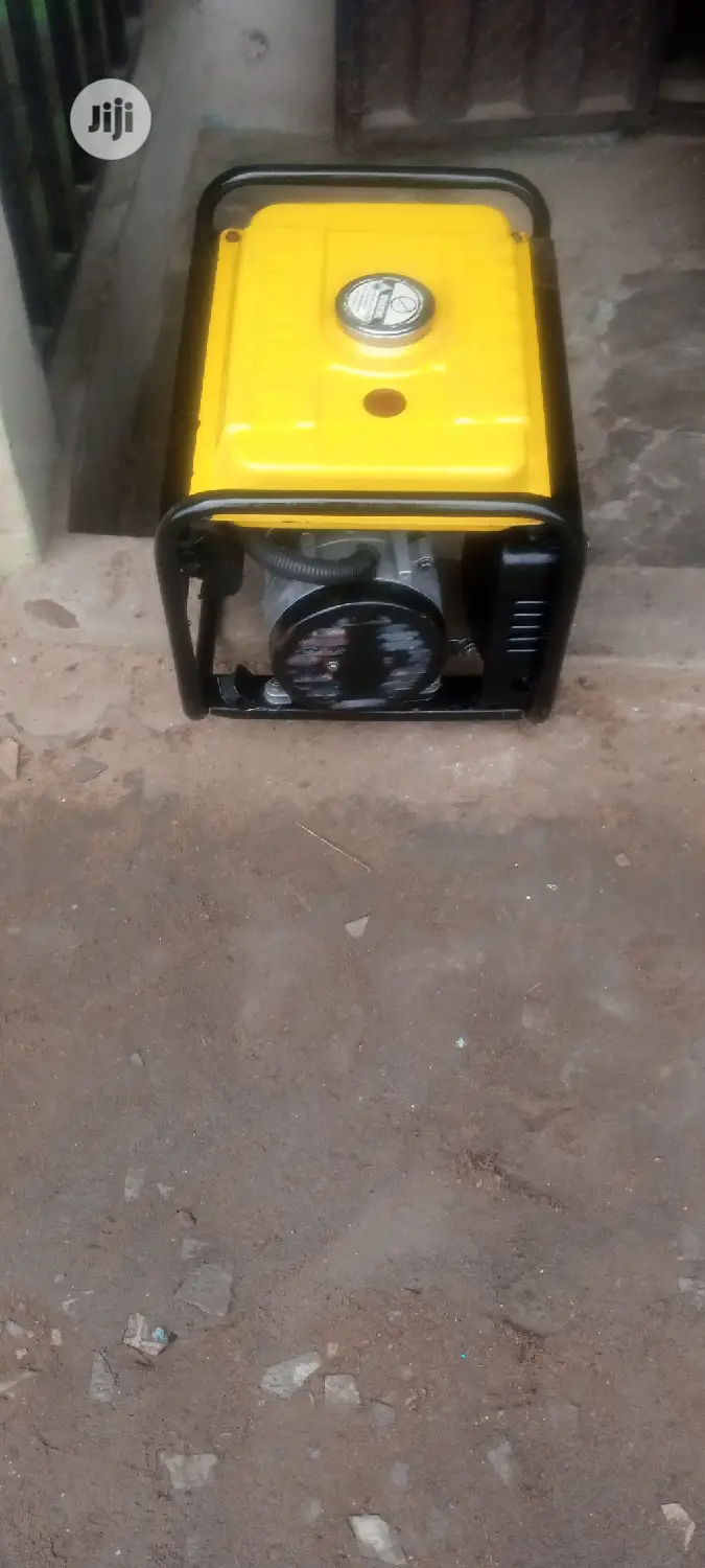 2 Months Old Semi New 1.3KVA FIRMAN SPG1800 Medium Generator