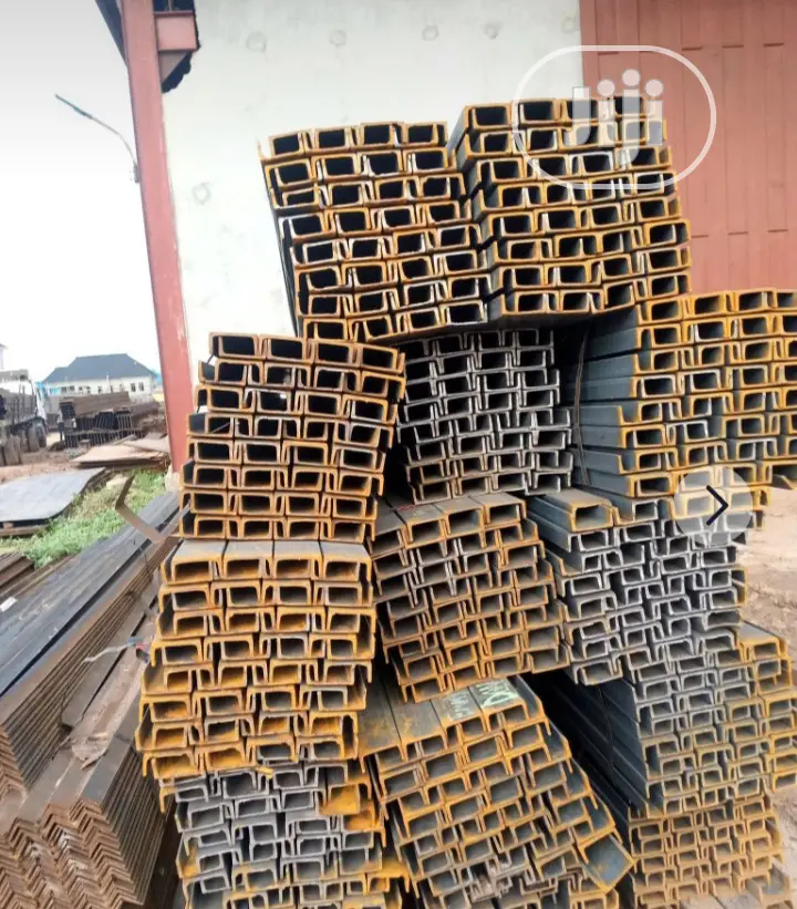 80x40 U Channel