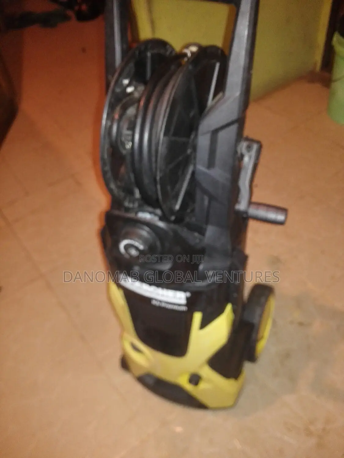 Karcher Premium High Pressure Washer With a Iron Gun