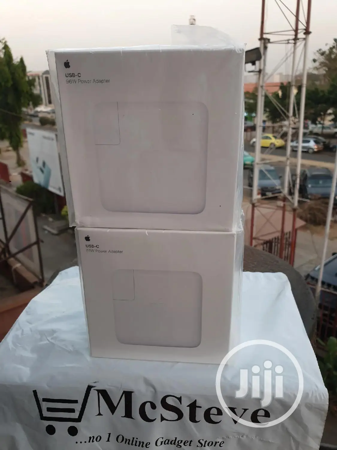 Apple 61W USB-C Power Adapter For Macbook Pro 100% Original