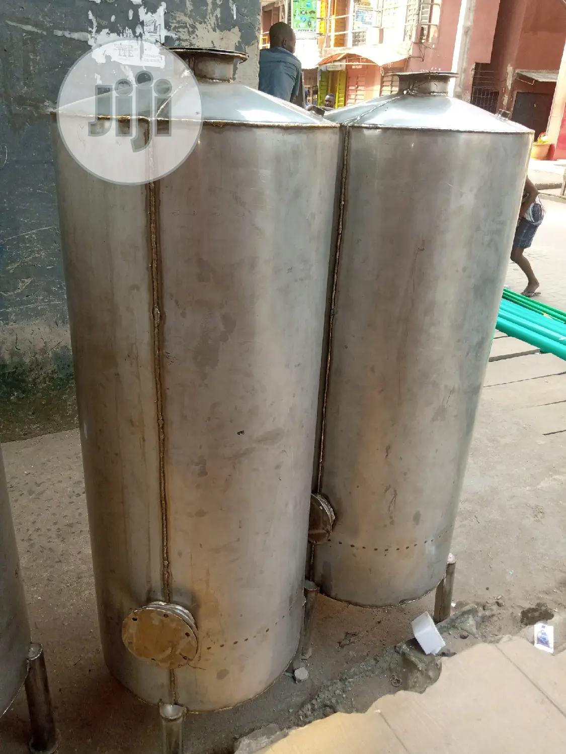 Stainless Tank (20 Inches Size)