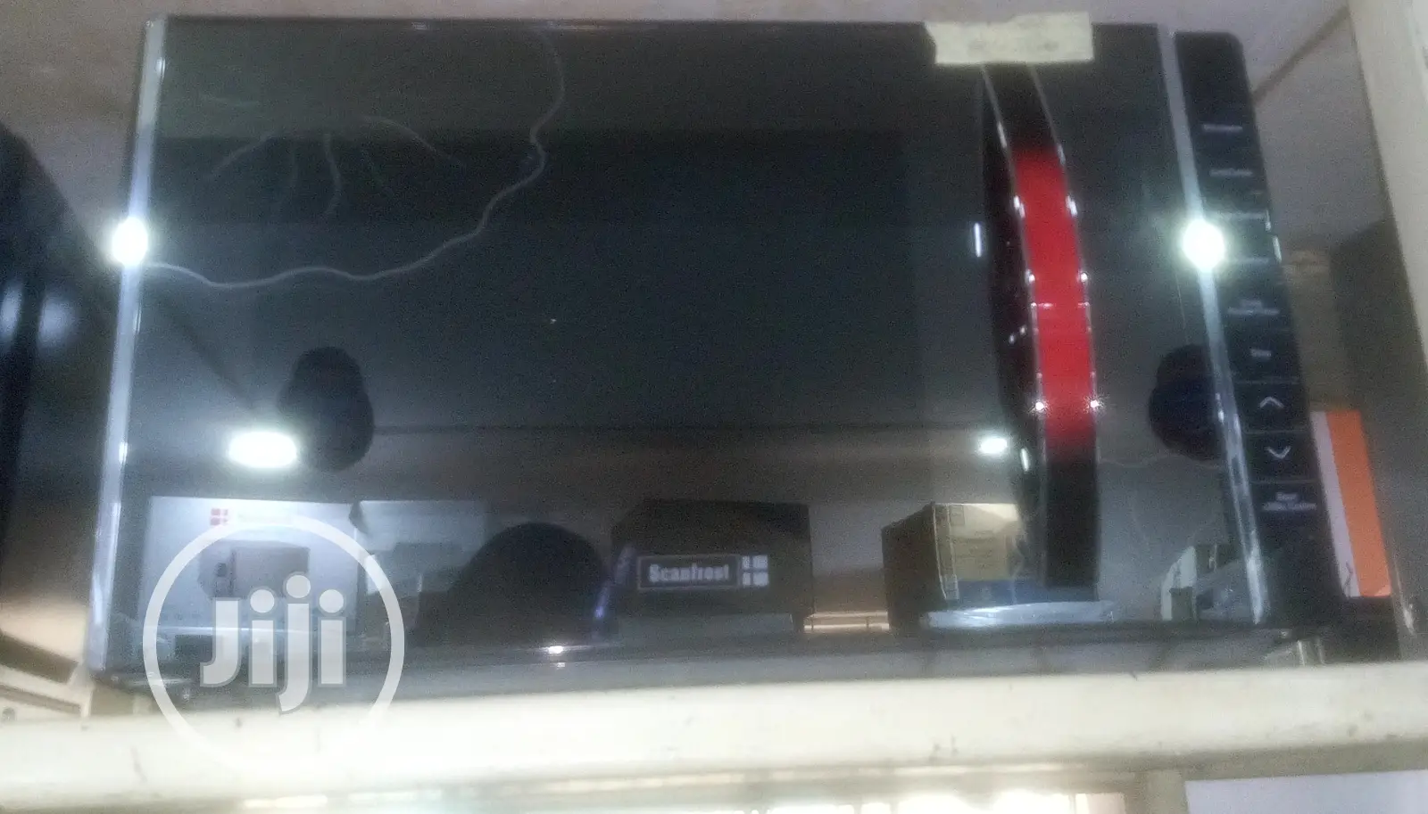 Scanfrost Microwave SFMW023