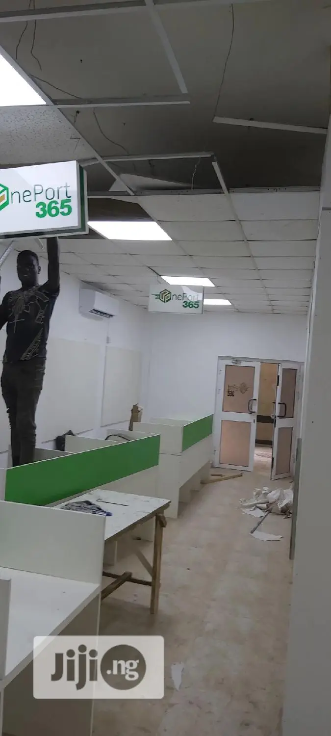 Suspending Ceiling /Pop-plasterboard