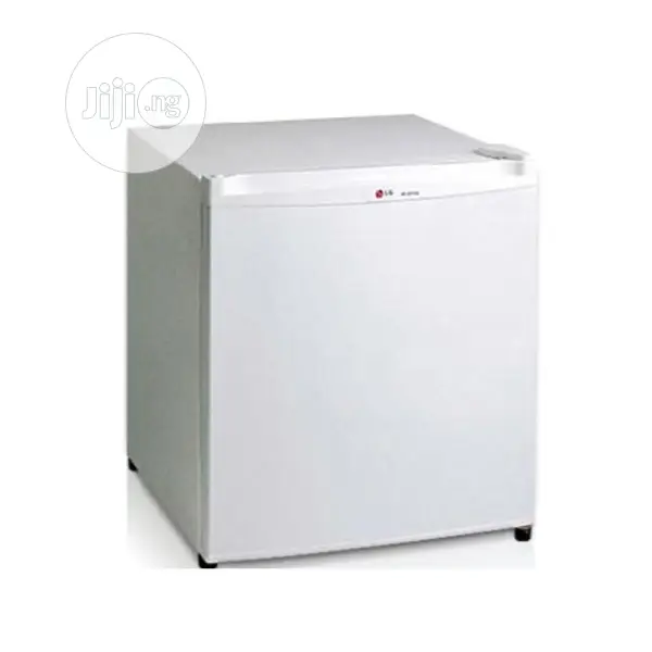 LG 051 Refrigerator