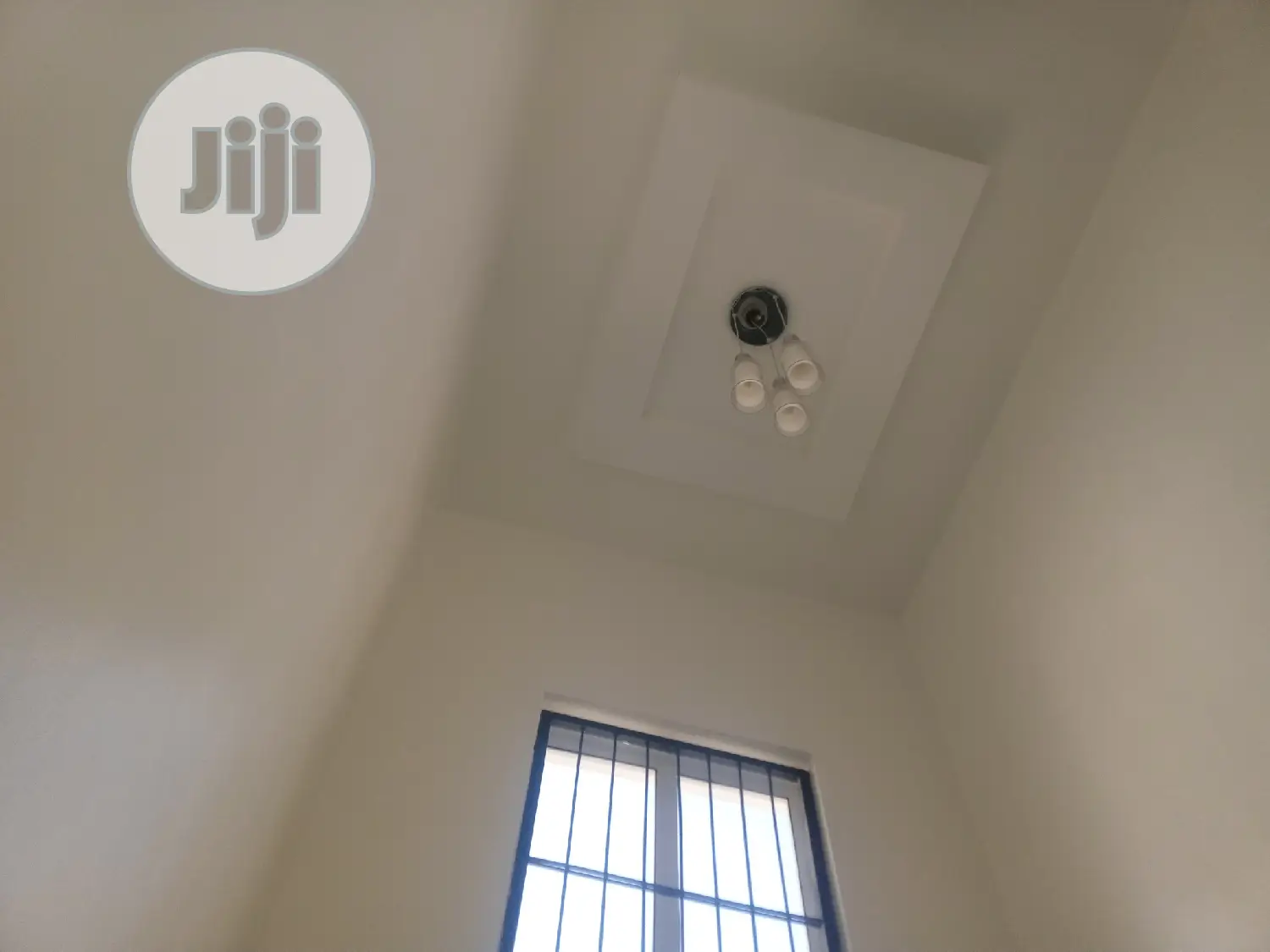 5bdrm Duplex in Guzape District for sale