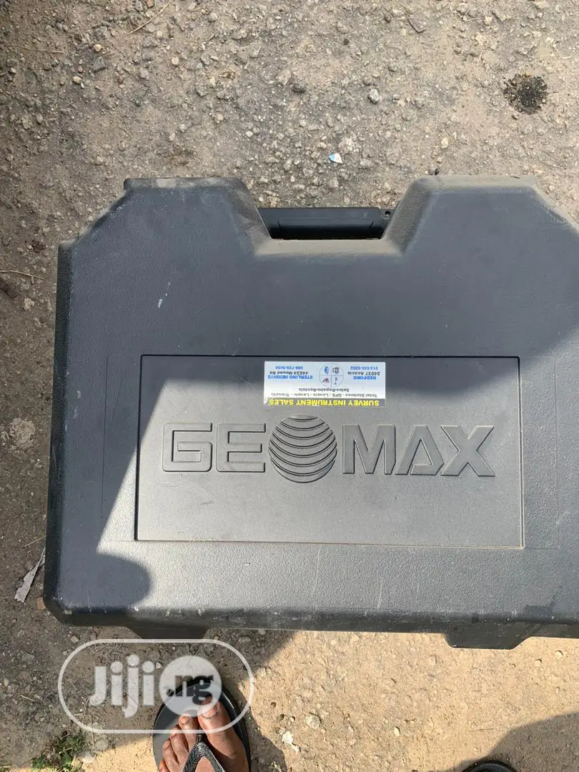 Geomax Zone 20H Laser Level