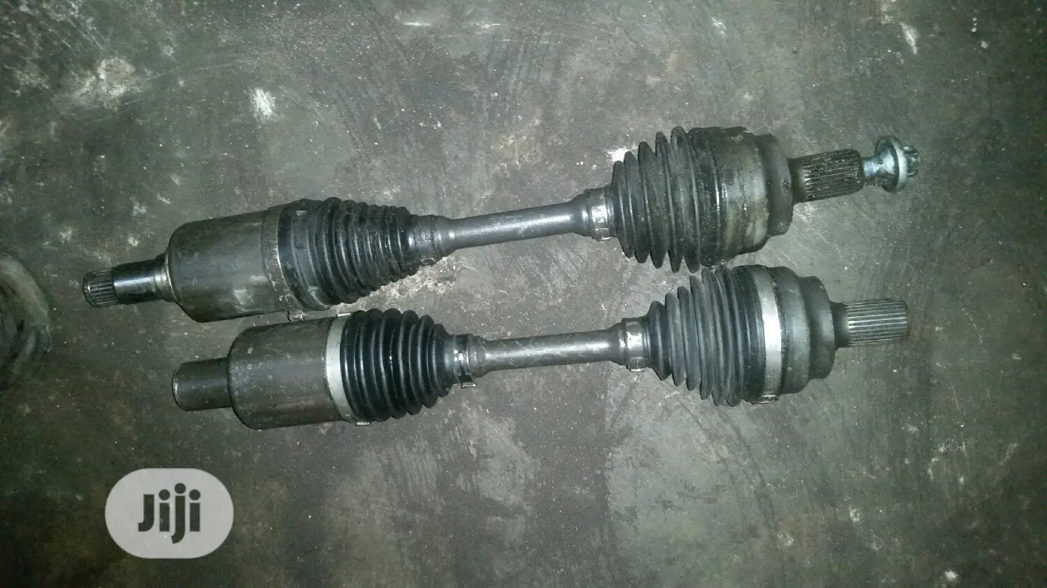 Set of Driving Shaft for Mercedes Benz C300 4matic