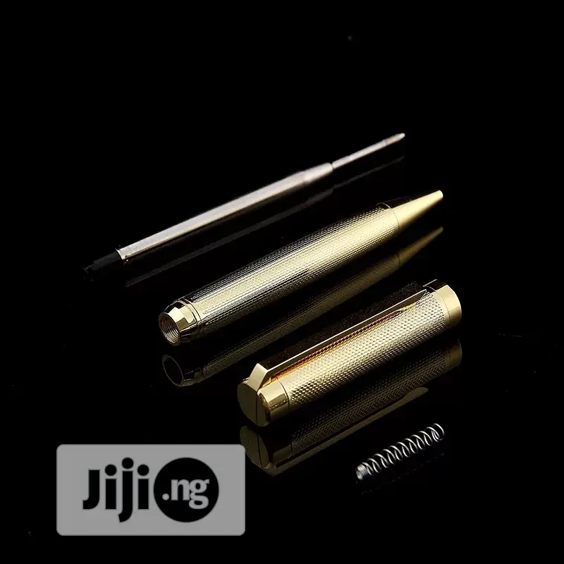 Luxury High Quality 716 Metal Golden Business Office Medium
