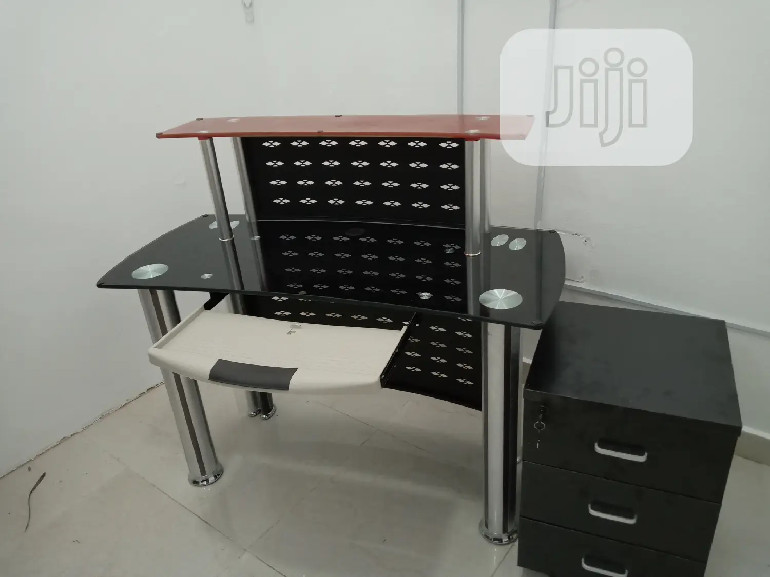 Office Receptionist Desk