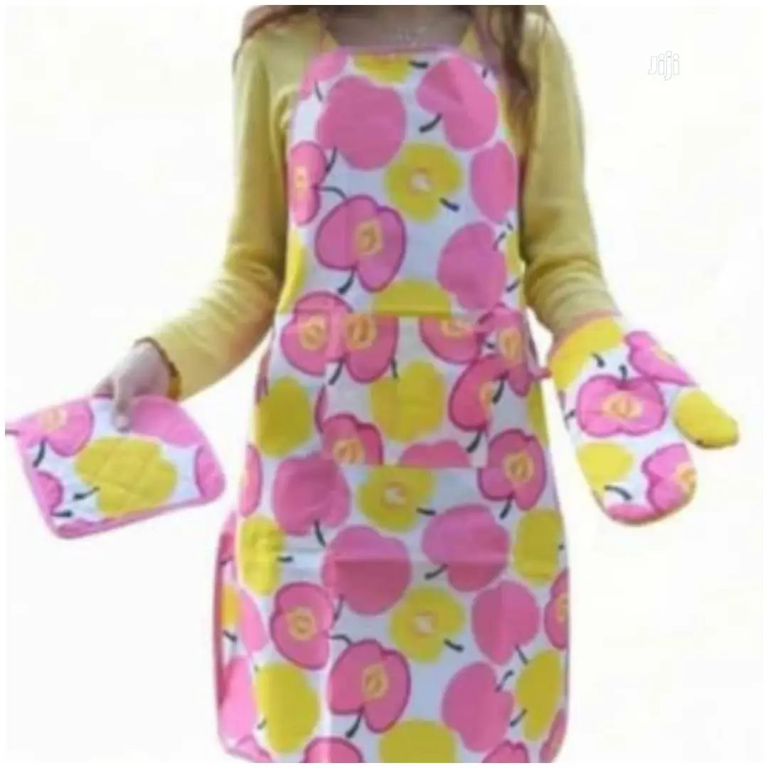 Apron Set/Mittens/Gloves