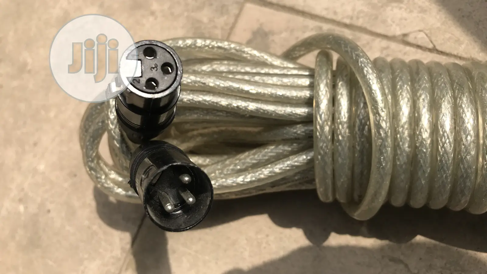 XLR (Male) to XLR (Female) 5m