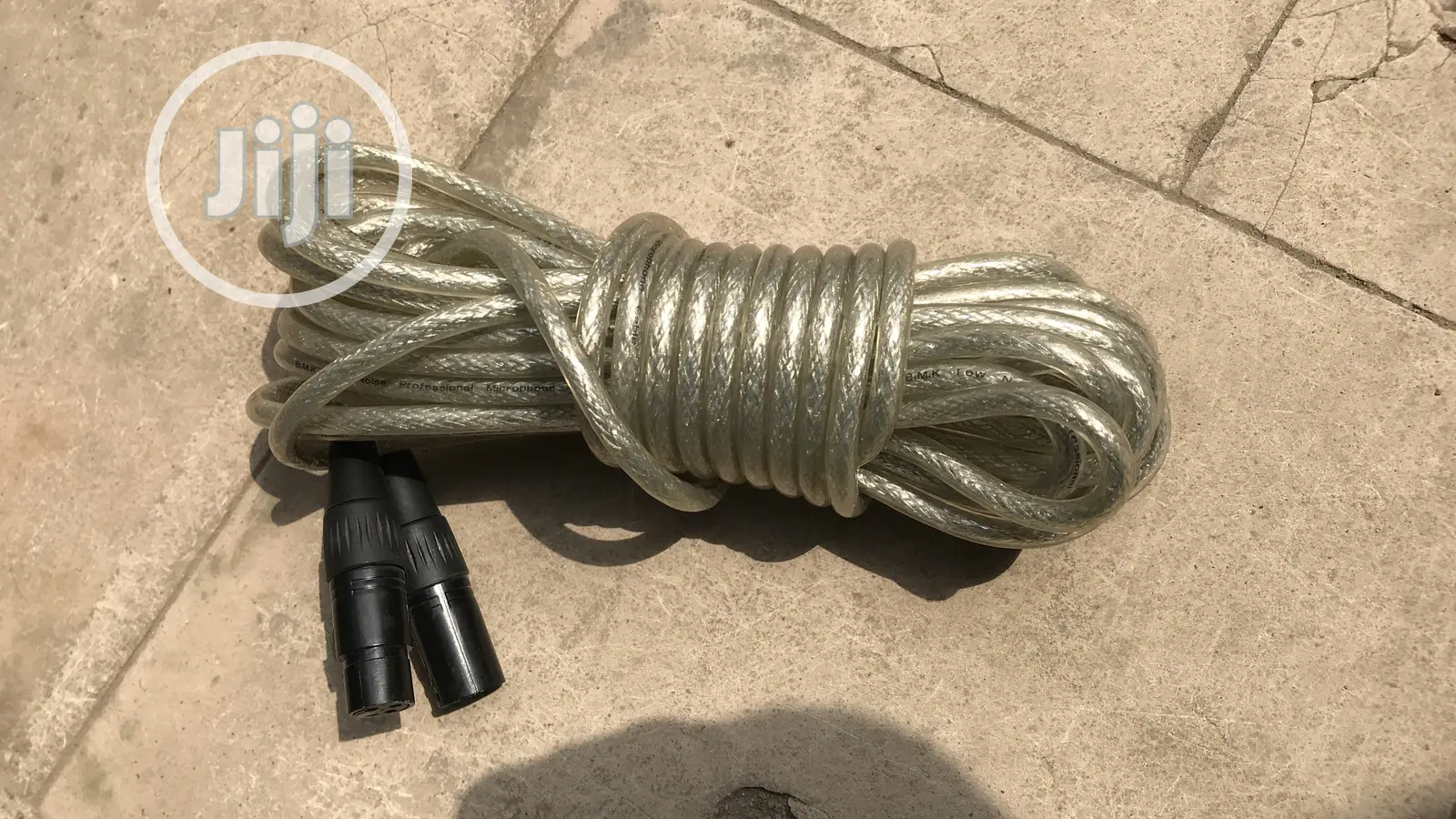 XLR (Male) to XLR (Female) 5m