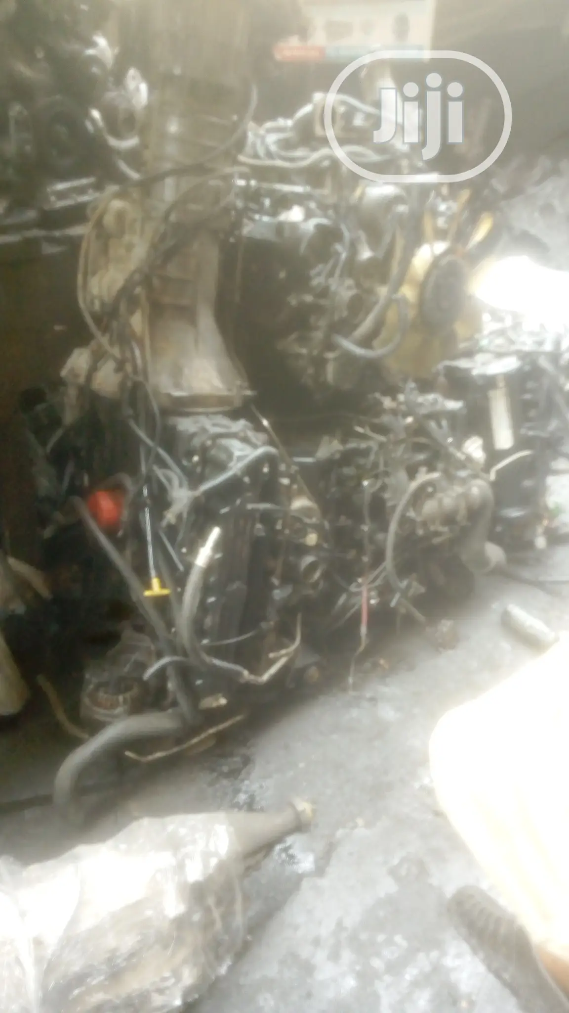 Ford Cherokee Straight Engine and V.8 FORIGN USED JAPAN.