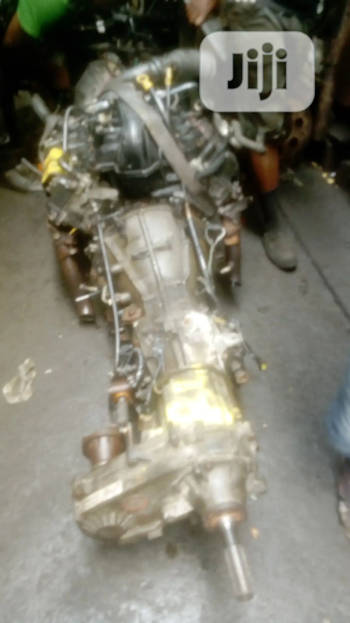 Ford Cherokee Straight Engine and V.8 FORIGN USED JAPAN.
