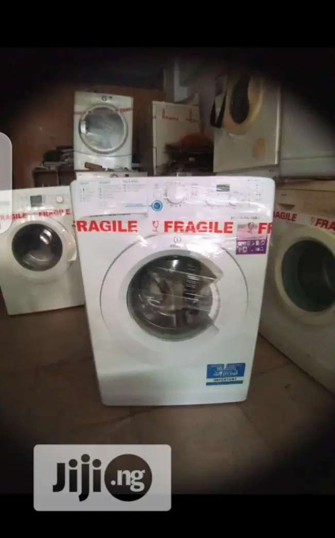 Clean and Perfectly Working Washing Machine for Sale