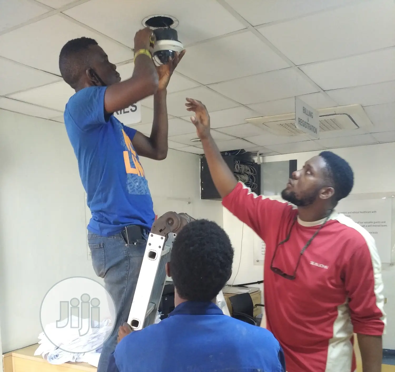 Cctv Camera System With Mobile Phone View Installation.