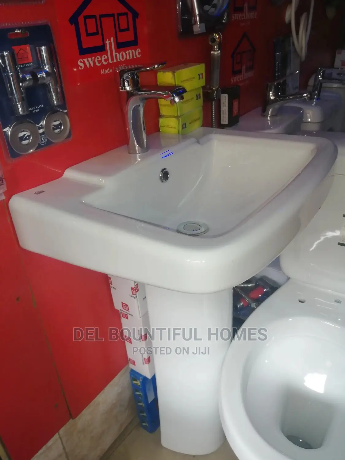 Executive Size Sweet Home WC With Wash Hand Basin