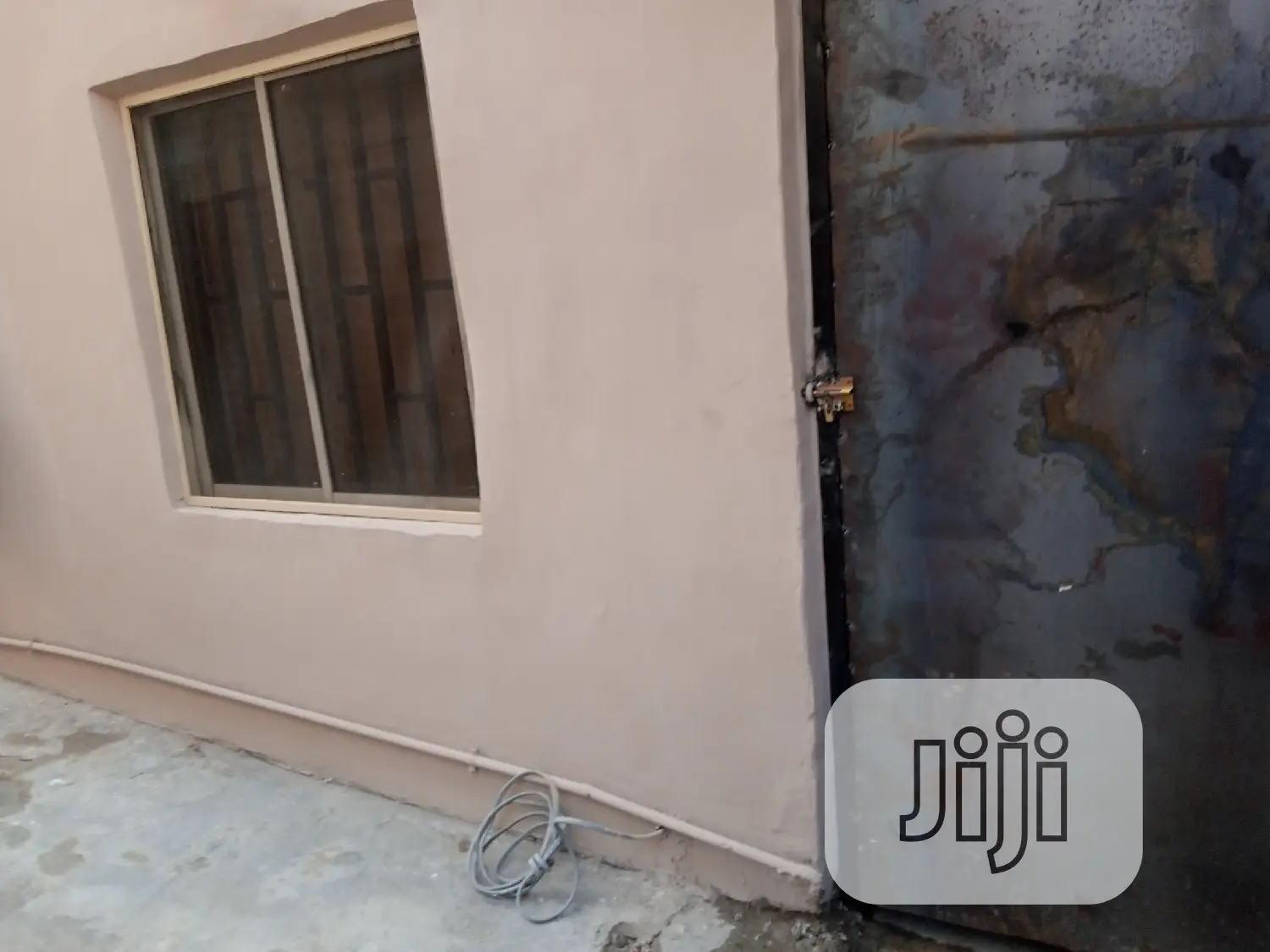 Professional House Painter