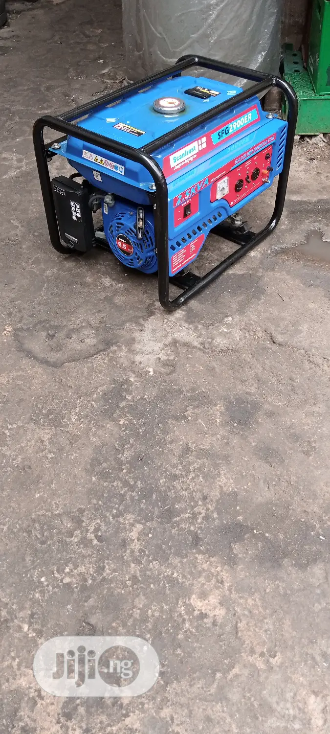 2 Weeks Old Very New 2.5KVA SCANFROST SFG2900ER Generator