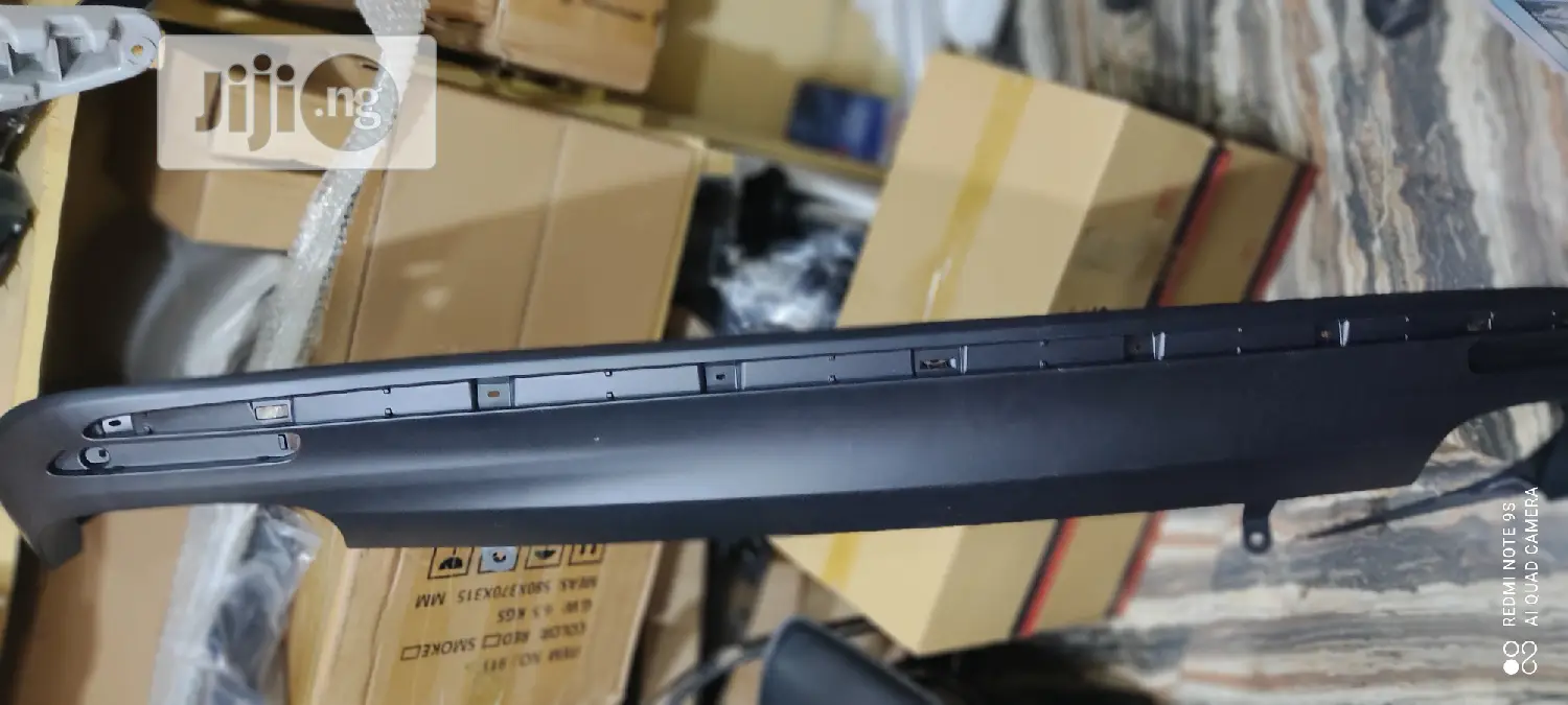 Back Bumper Chrome Toyota Avalon 2017/18 Model