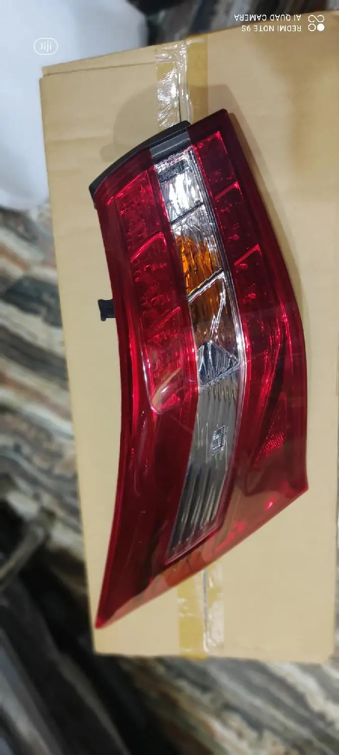 Rear Light Toyota Avalon 2017/18 Model Set