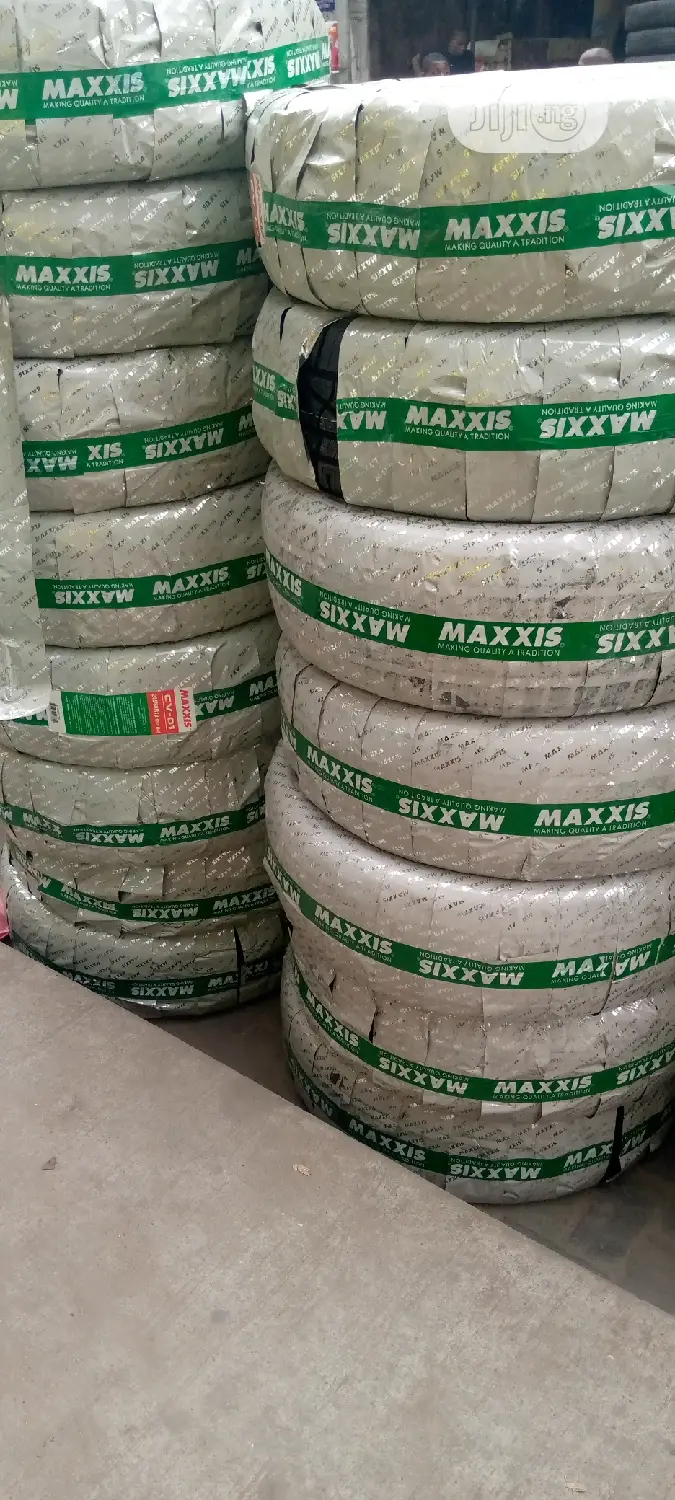 Maxxis Bridgestone Dunlop