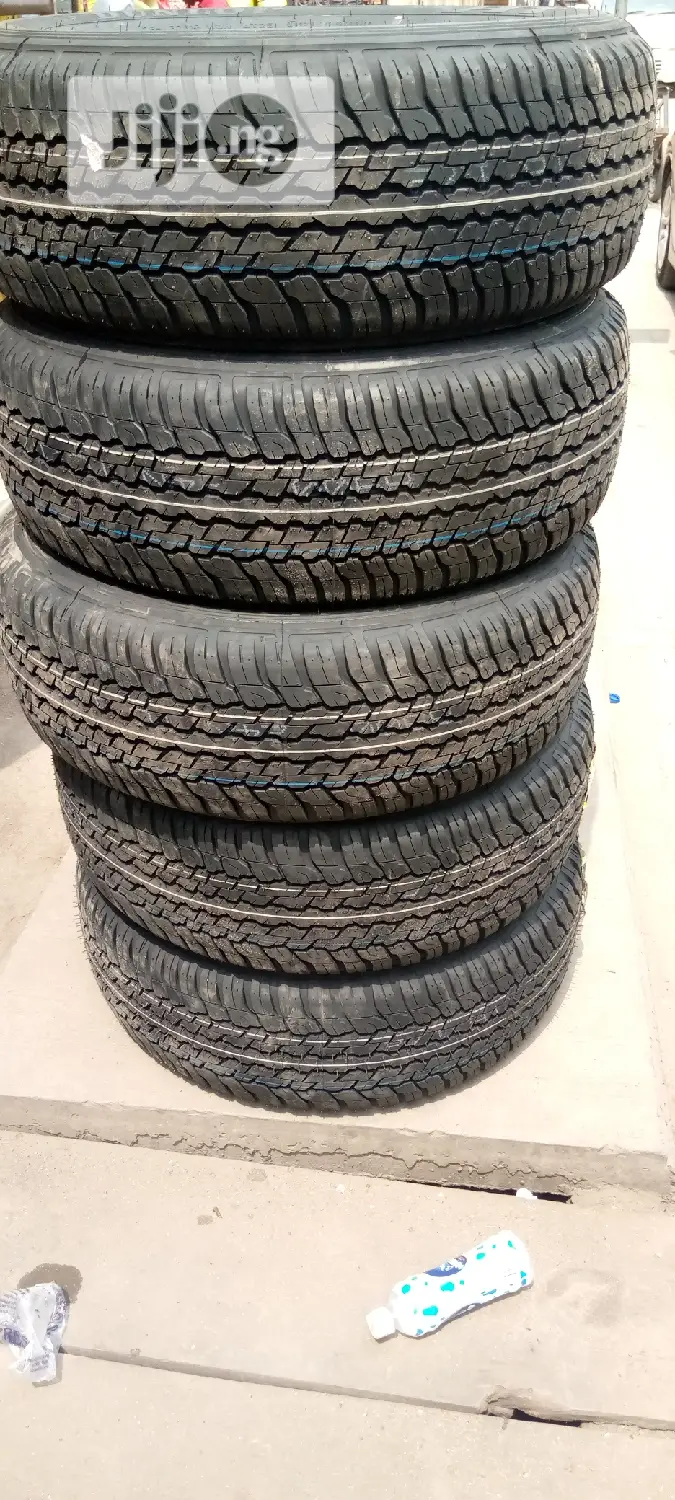 Dunlop Bridgestone Michelin