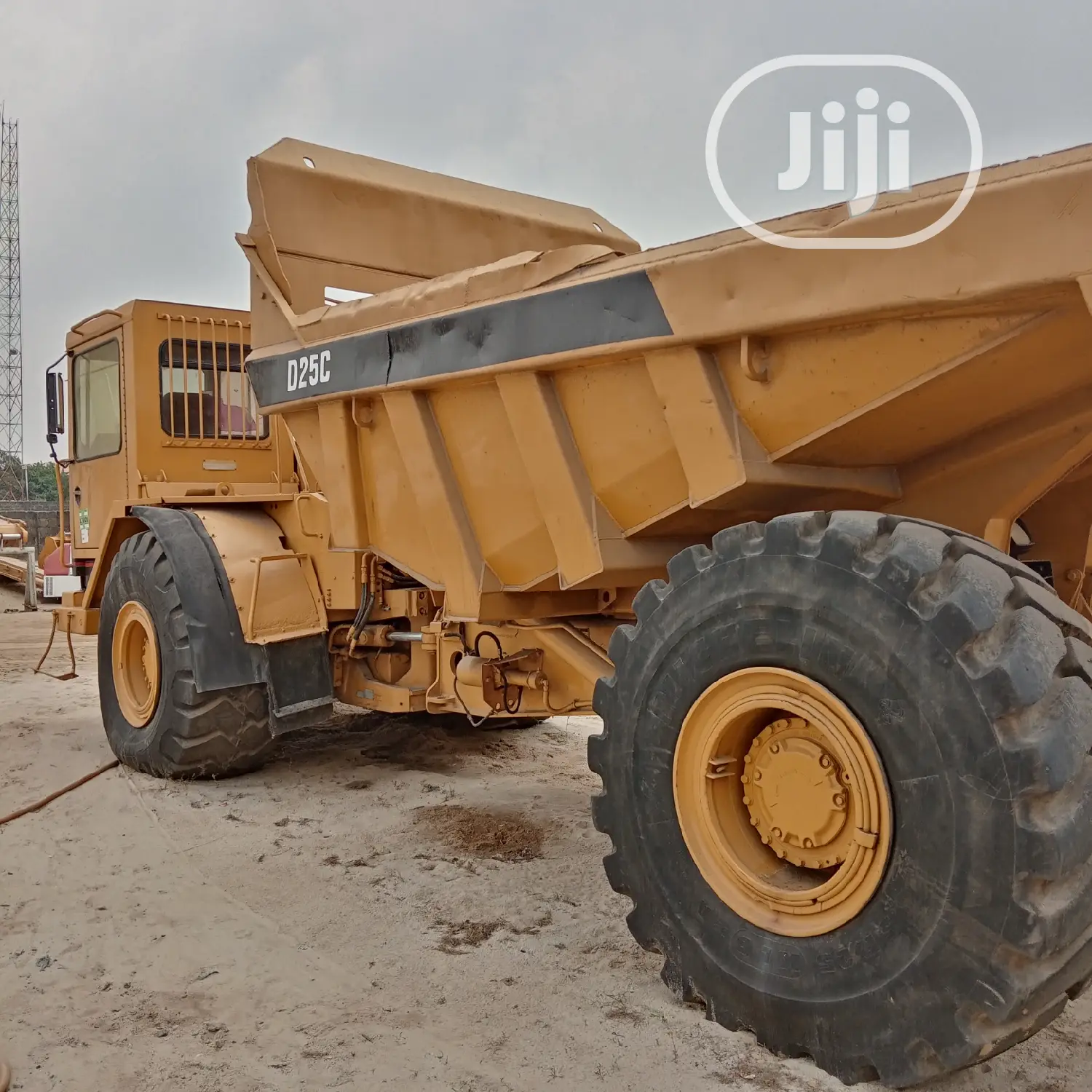 Caterpillar Dumper D25c