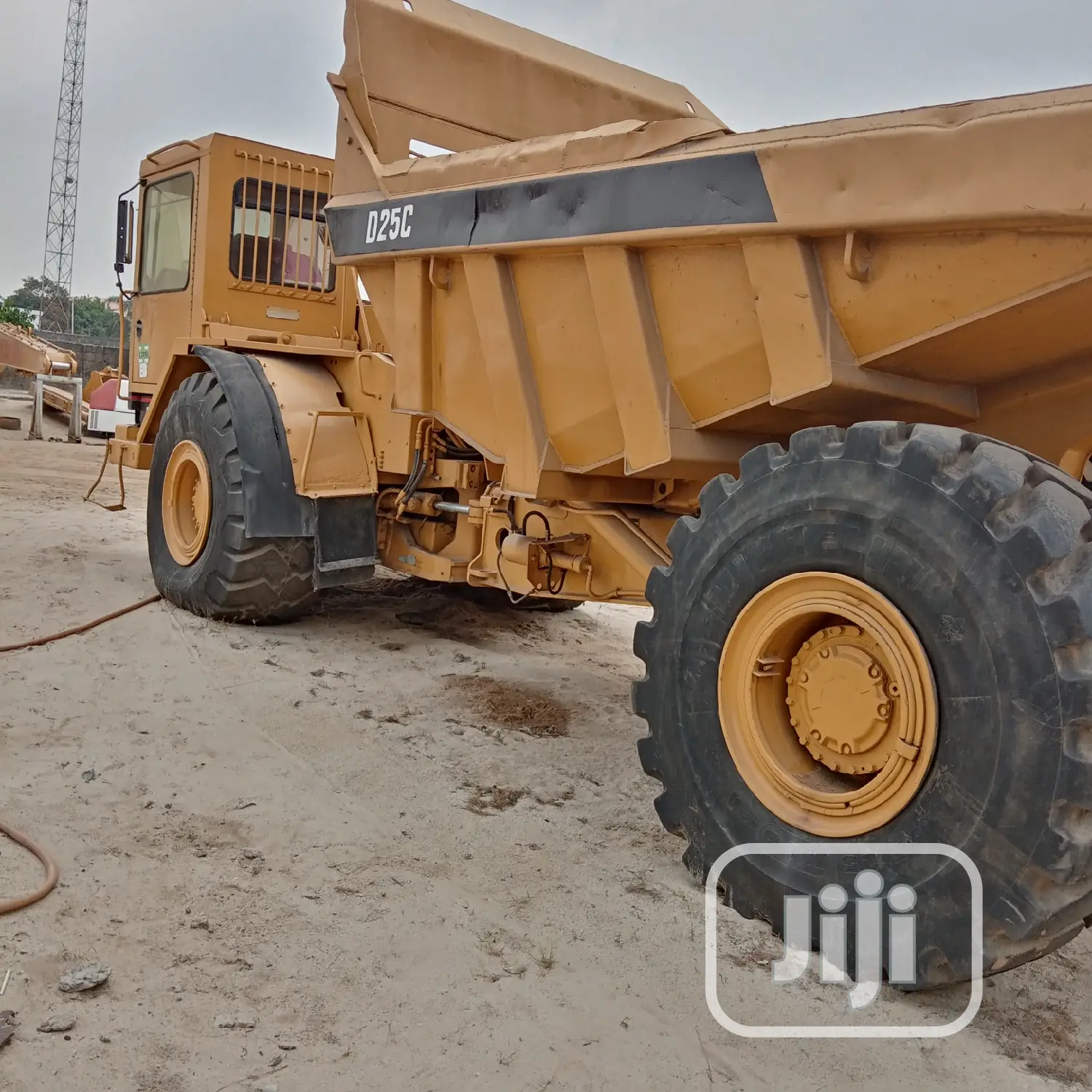 Caterpillar Dumper D25c