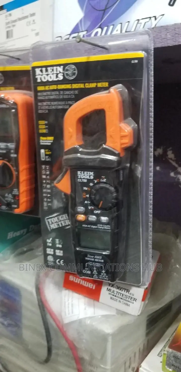 Klein Tools CL700 600A Digital Clamp Meter