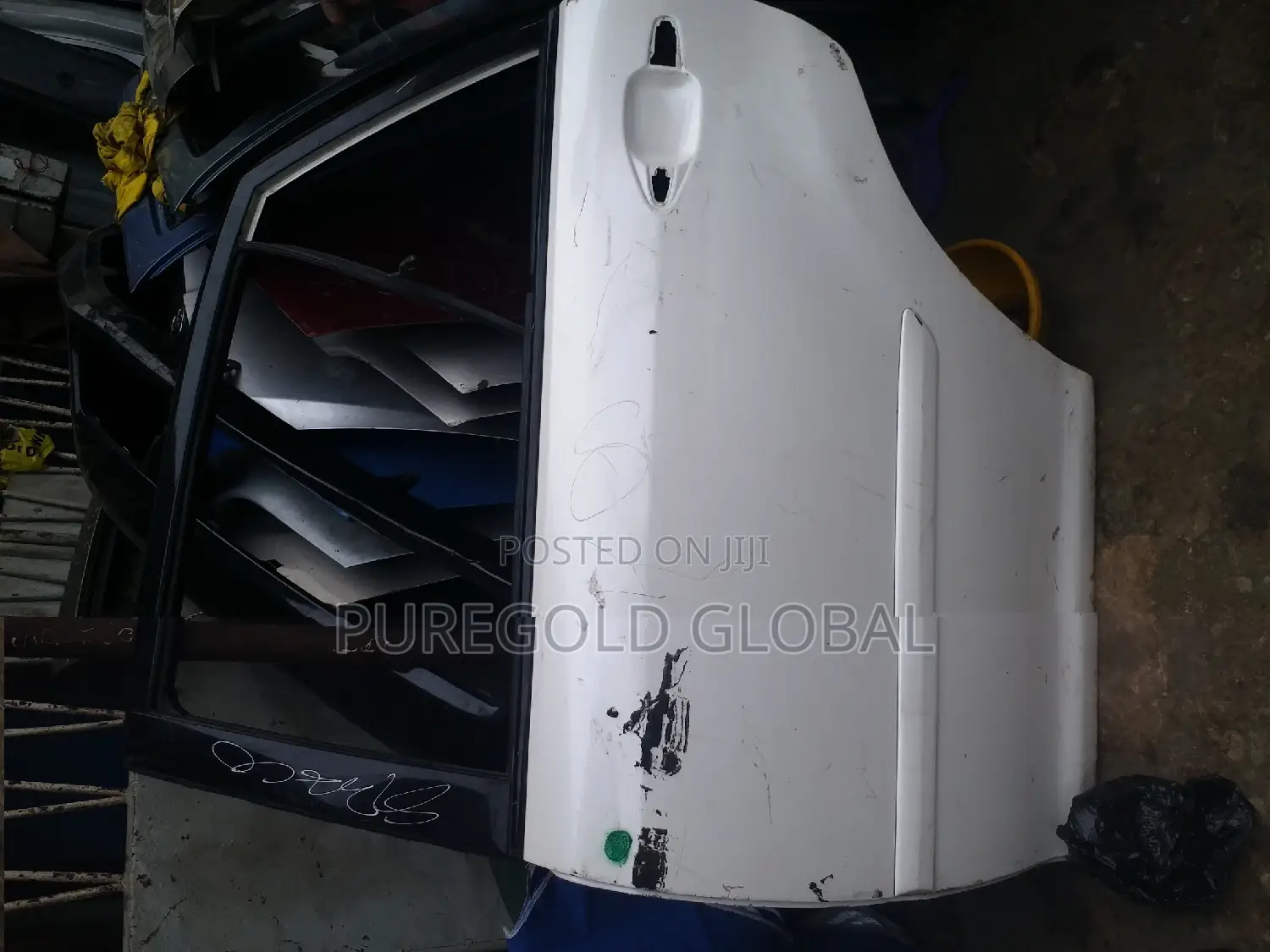 RX330 Back Door Available Here.