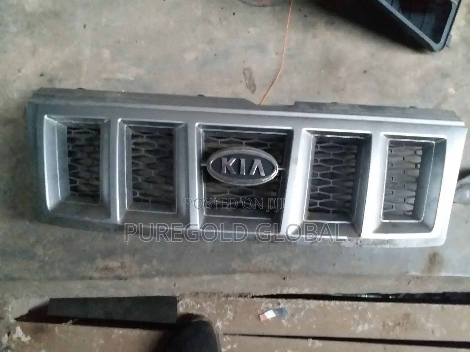 Kia Sportage 2002 Model Front Grille