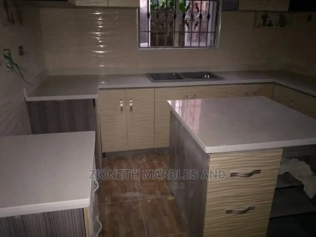 Nigerians Quartz Slab
